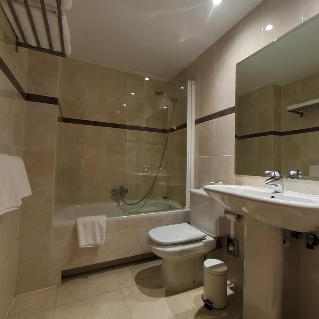 Hotel Cubil باس دي لا كاسا المظهر الخارجي الصورة