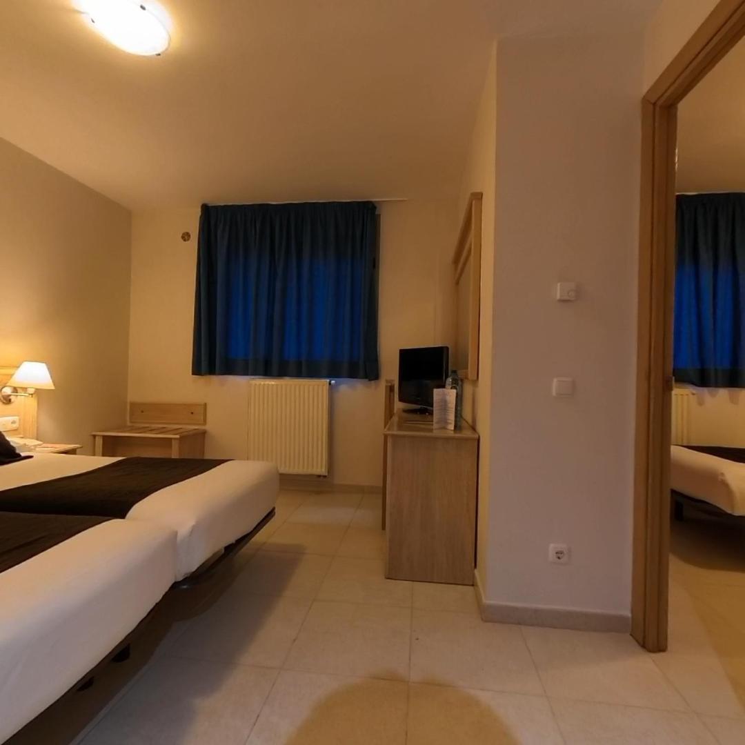 Hotel Cubil باس دي لا كاسا المظهر الخارجي الصورة