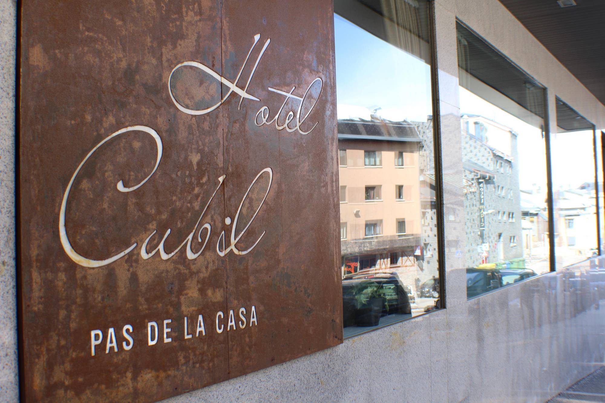 Hotel Cubil باس دي لا كاسا المظهر الخارجي الصورة